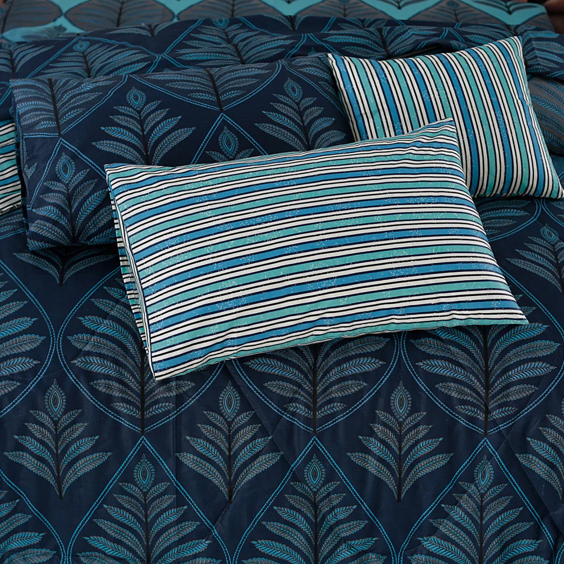 SIGNATURE PAN COTTON COMFORTER SET-7PCS